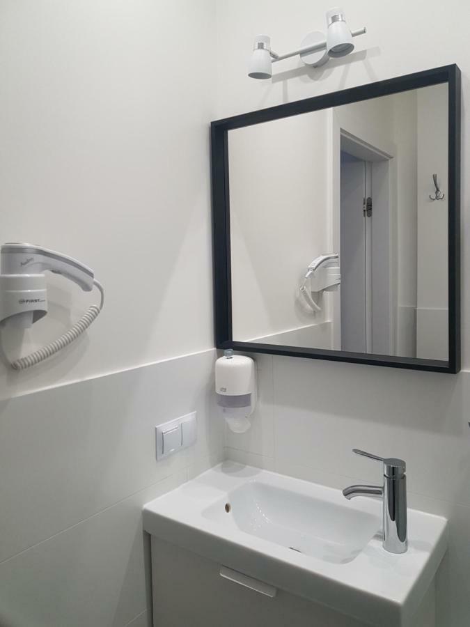 Apartament Z Widokiem Na Port - Visitopl Swinoujscie Ngoại thất bức ảnh
